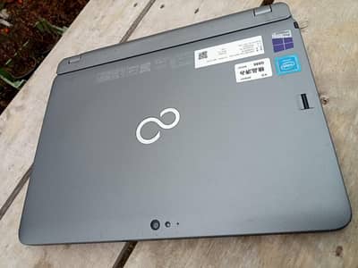 Fujitsu touch screen laptop+tablet