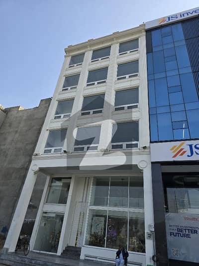 8 Marla Commercial Floor Available for rent on prime location of MB Phase 6 DHA Lahore