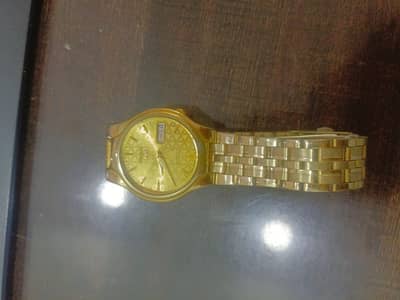 Seiko 5 Automatic with day date, gold tone Original Japan