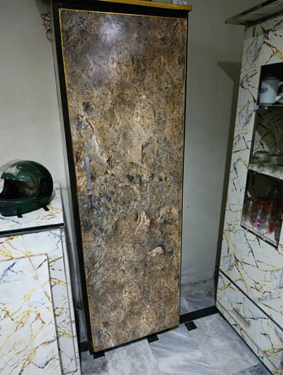 single door Almari urgent sale