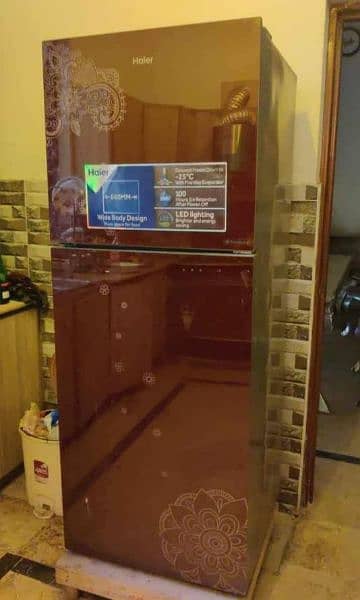 Haier  Refrigerator medium size double door fridge 0307/9460/341