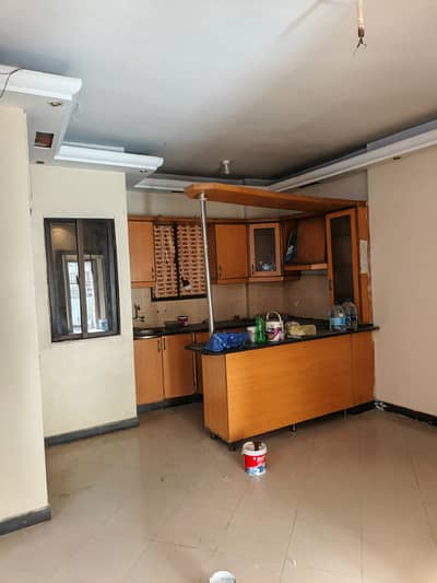 900 Square Feet Spacious Flat Is Available In North Nazimabad - Block H For Sale