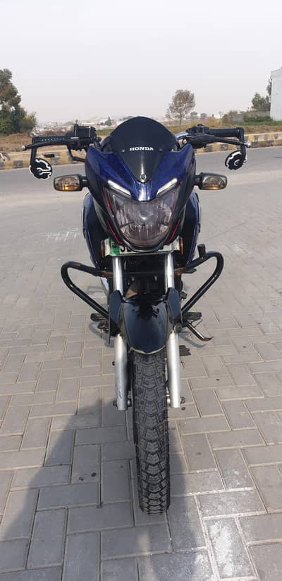 Honda cb 150f urgent sale cash ki zaroorat ha