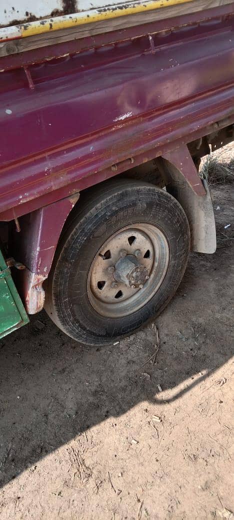 گاڑی سیل کے لیے دستیاب ہے 2