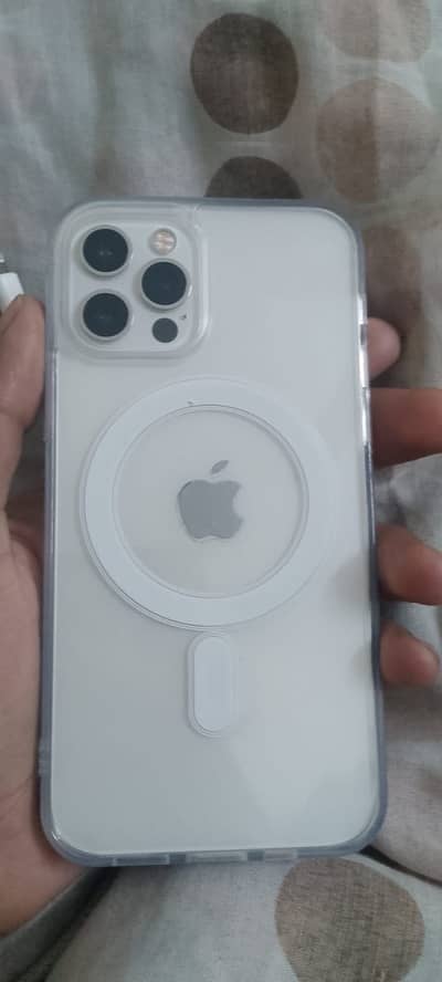 iPhone 12pro 128 gb bettry health 87%