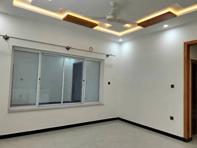 Upper portion for rent