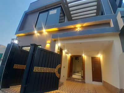 BRAND NEW HOUSE 5 MARLA AVAILABLE FOR SALE IN EASTERN BLOCK BAHRIA ORCHARD