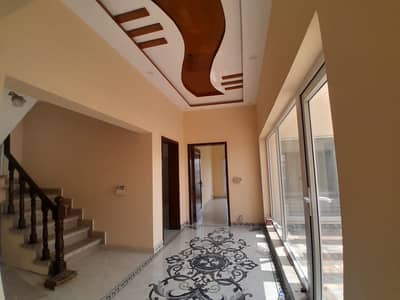 UPPER PORTION OF ONE KANAL HOUSE AVAILABLE FOR RENT IN PHASE ONE BAHRIA ORCHARD