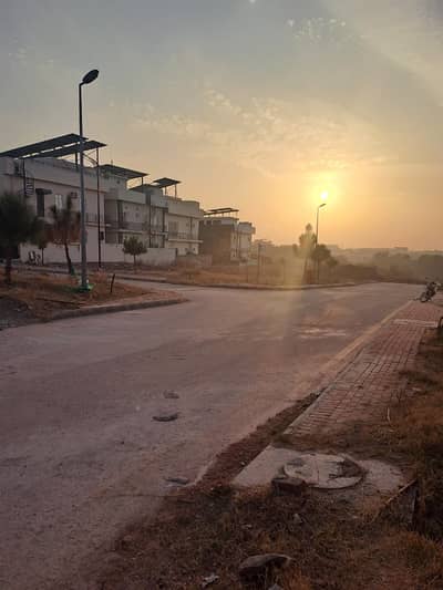 For Sale 10 Marla Gray Structure House With Basement - Sector C2 Bahria Enclave Islamabad