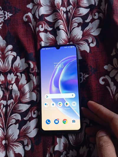 vivo v21e 8 128 condition 10 by 9 for sale exchange possible