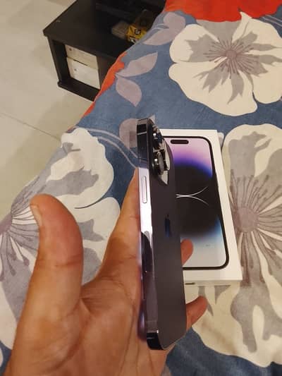 I'm selling my phone 14 pro jv 128 gb bh 95 with box new phone