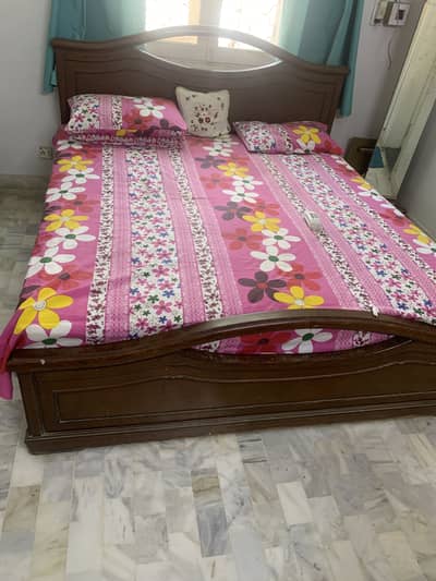 Bed for sale in good condition