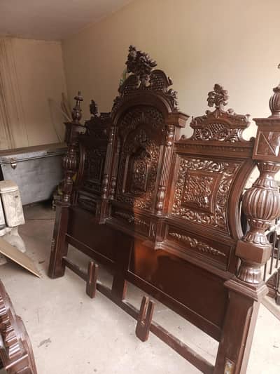 COMPLE USED DUDDLE BED  SET WITH OUT MATTRESS