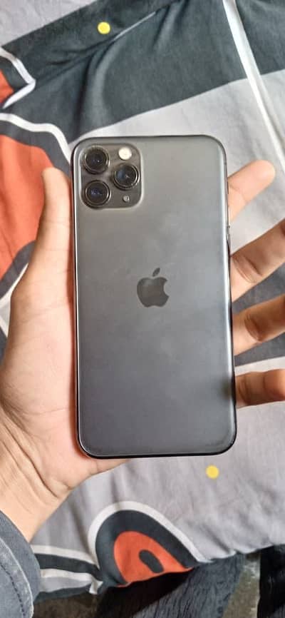 iPhone 11 pro jhang road muzaffargarh