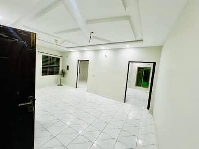 5 MARLA FIRST AVAILABLE FOR RENT IN NASHEMAN IQBAL PH 1