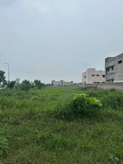 5 Marla Plot for Sale Phase 8, Ivy Green