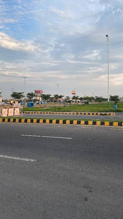 3 Kanal Prime Residential Plot Walking Distance Park