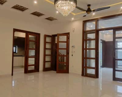 10 Marla House For sale In Bahria Town - Gulmohar Block Lahore In Only Rs. 35000000