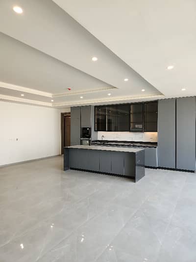 8th Floor Penthouse Brand-New For Rent