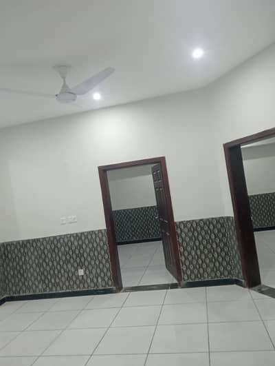 14marla 3beds DD TV lounge kitchen attached baths neat clean ground portion for rent in G 13 2 islamabad l