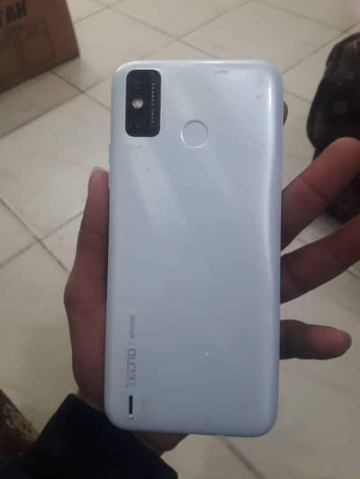 tecno spark6 4/64 0315-31-72-552
