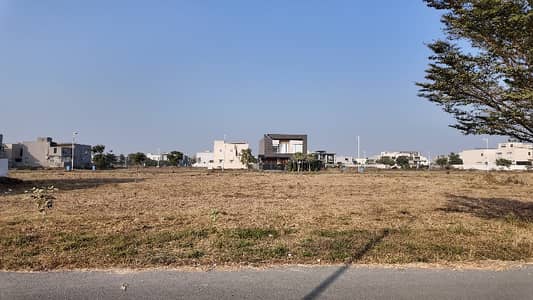 1 Kanal Pair Residential Possession Plot Excellent Location For Sale in DHA Phase 7