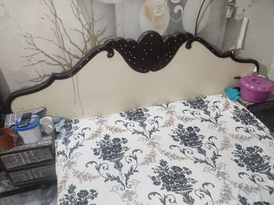 Double Bed With Mattress