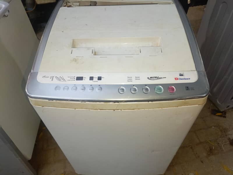 Automatic washing machine 10