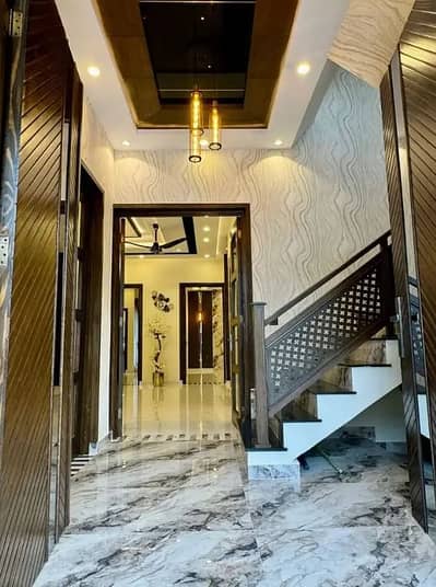 G 13 10 MARLA BRAND NEW GROUND POTION AVAILABLE FOR RENT