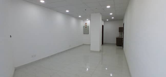 Exceptional Spaces Available Office 522 Square Feet For Rent In Main Boulevard Gulberg!