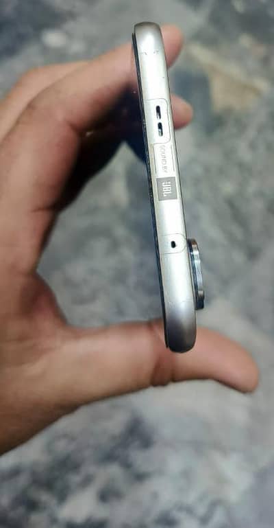 hot 60 pro plus. . urgent sale. . . 2 month use