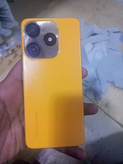 Tecno spark 10 c used hay