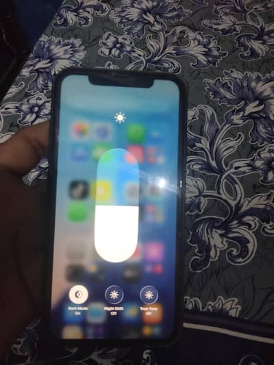 I phone 11 with box sell