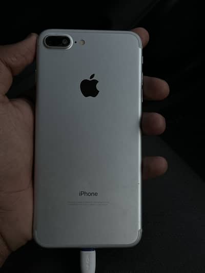 I phone 7 plus 128Gb Pta offiical Back camera ka glass break hai bas