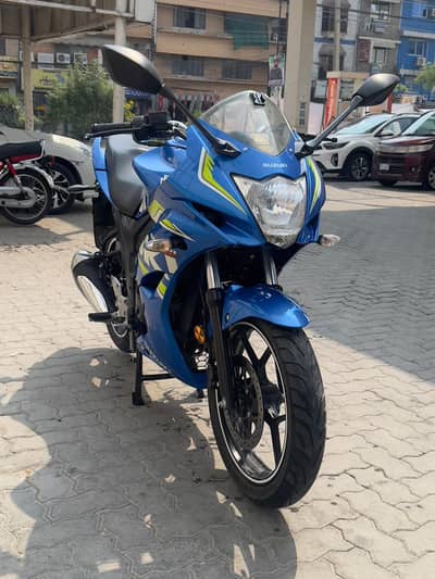 Suzuki Gixxer 150 Model 2020 Bike 5,000 KMs Driven Call 0317 - 5716404