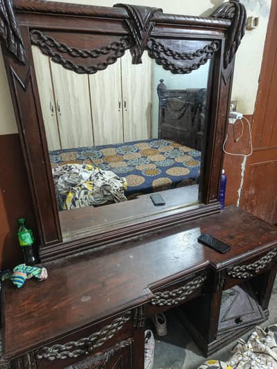 pure woode bed and side table and shingar