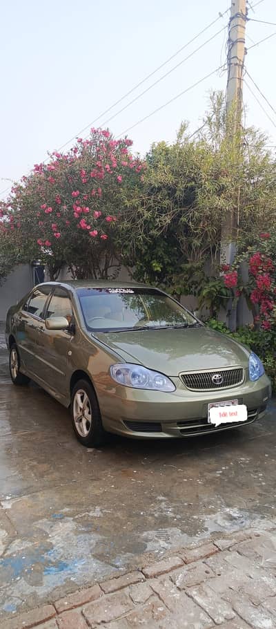 Toyota Corolla saloon