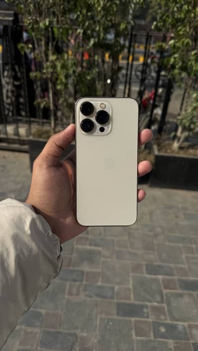 IPhone 13 Pro 128GB Gold color  non pta