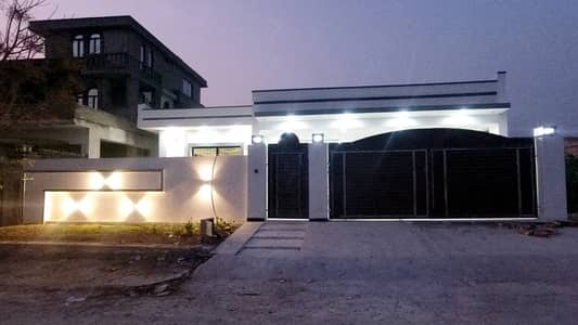 E-16/3 House Sized 1 Kanal Is Available