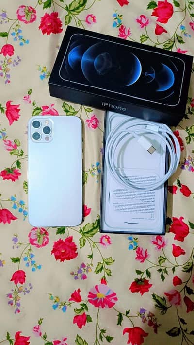iphone 12pro dual pta 256gb All lush pack with box demanding colure