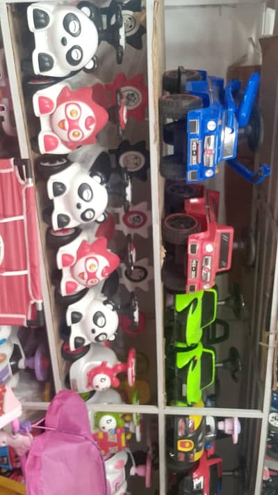 Kids Cars nd Other Toys available on Wholesale rates