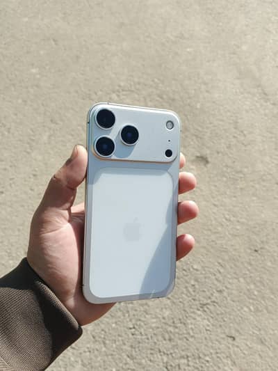 iPhone xr convert to iphone 17 pro