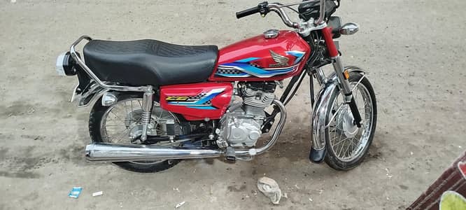 lush condition boht km use hoi ha bilkull new ha