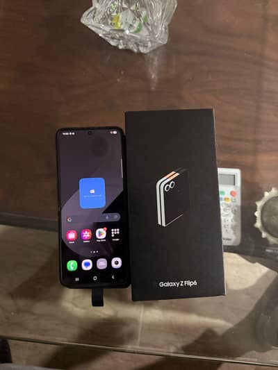 ZFlip 6 Factory Unlocked