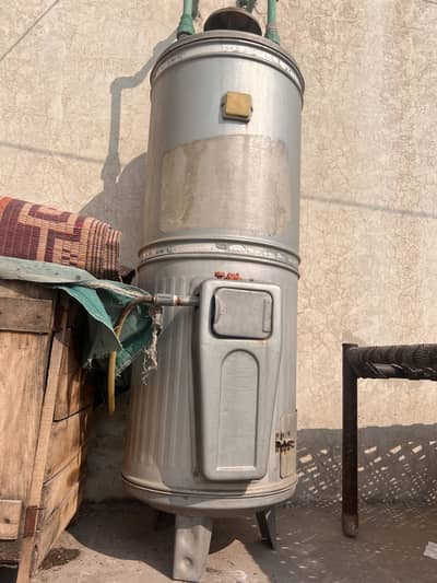 Super Delux Geyser 20 Gallons for sale near Sadhar bypass