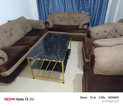 7 Seater Sofa Set With Table