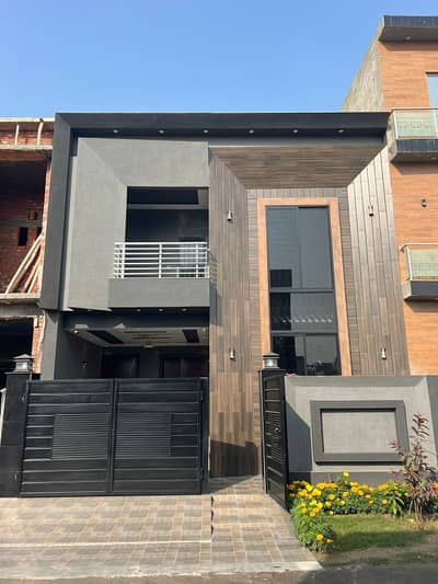 5 Marla Brand New House For Sale Direct Meeting With Owner In Parkview City Lahore