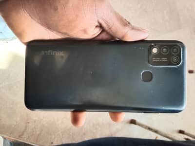 3gb 32gb with box and charger condition 10 by 10 Infinix hot 10 play