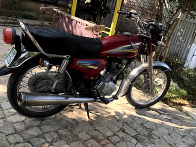 model 2002 red colour
