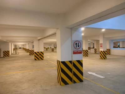 3bdd 1700sqft with powder room